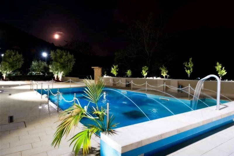 Vea Resort Hotel Меркато-Сан-Северино Экстерьер фото